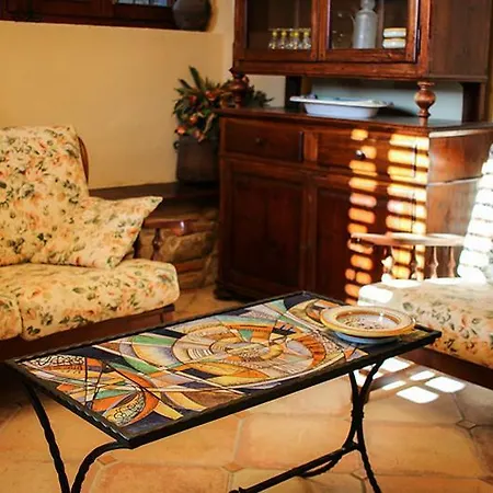 La Casa Degli Orci * Collepepe